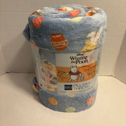 Big One Disney Supersoft Winnie The Pooh And Friends Blue Easter Throw Blanket 5’x6’ New