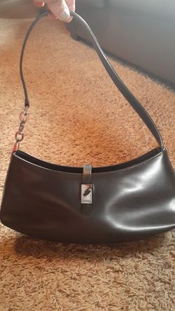 Small Black leather GUESS clutch Excellent Condition