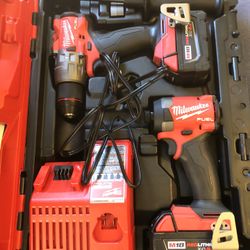 Milwaukee M18 FUEL 18V Lithium-Ion Brushless Cordless Hammer Drill and Impact Driver Combo Kit (2-Tool) with 2 Batteries