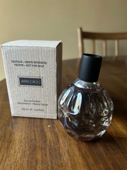 Women perfume