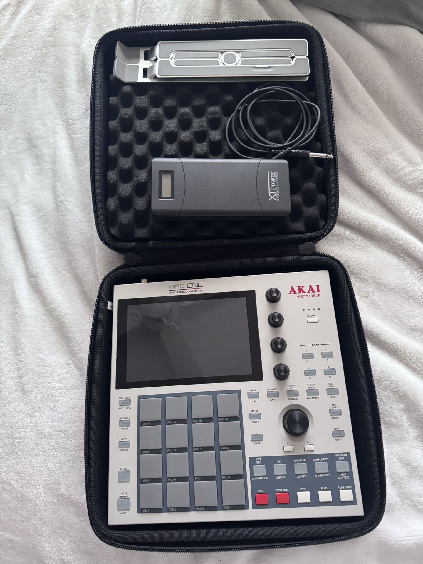 MPC One Retro