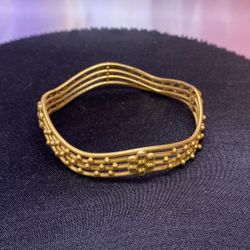 21K Wave Fwer/Bead Bangle 