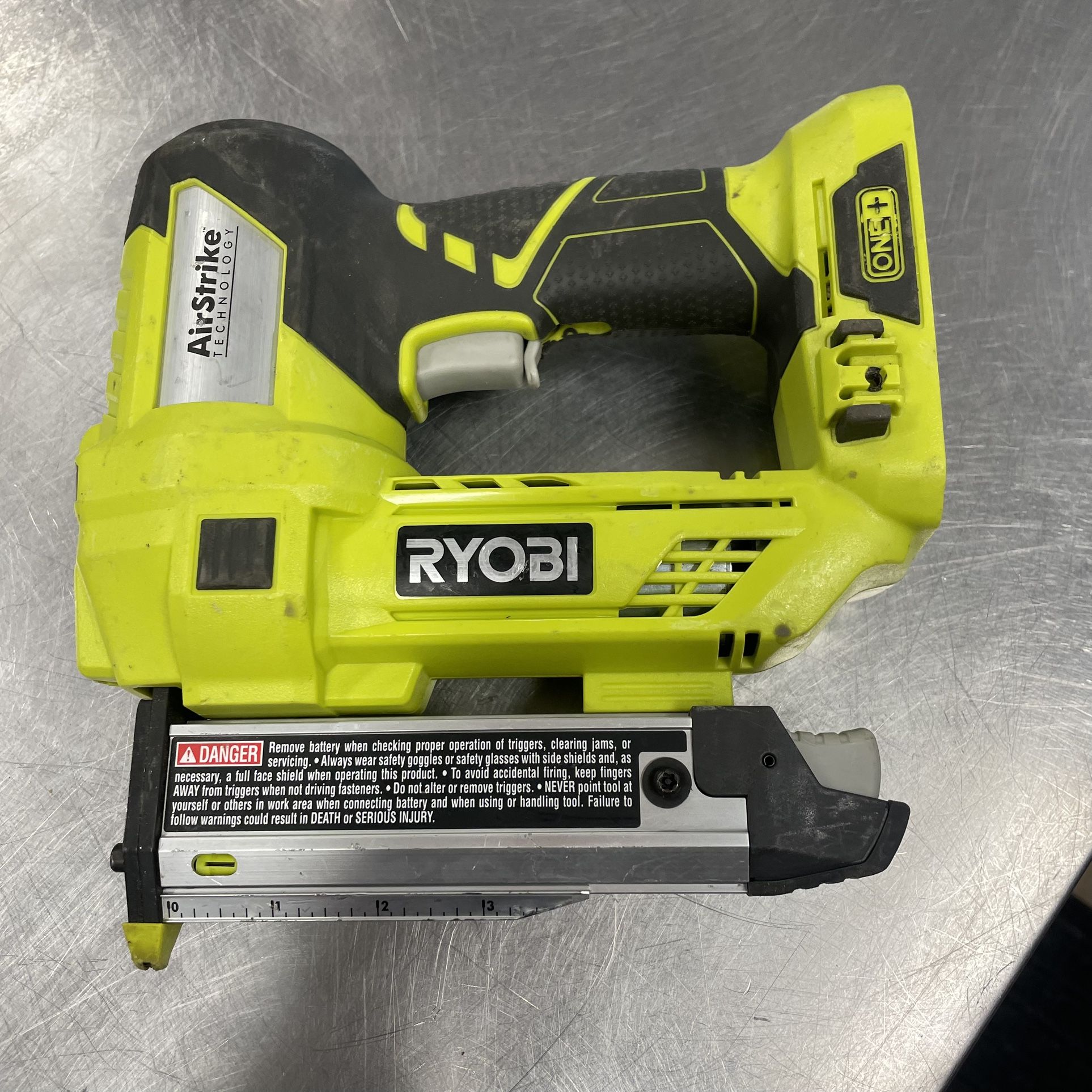 Ryobi 18v Pin Nailer 195598/11
