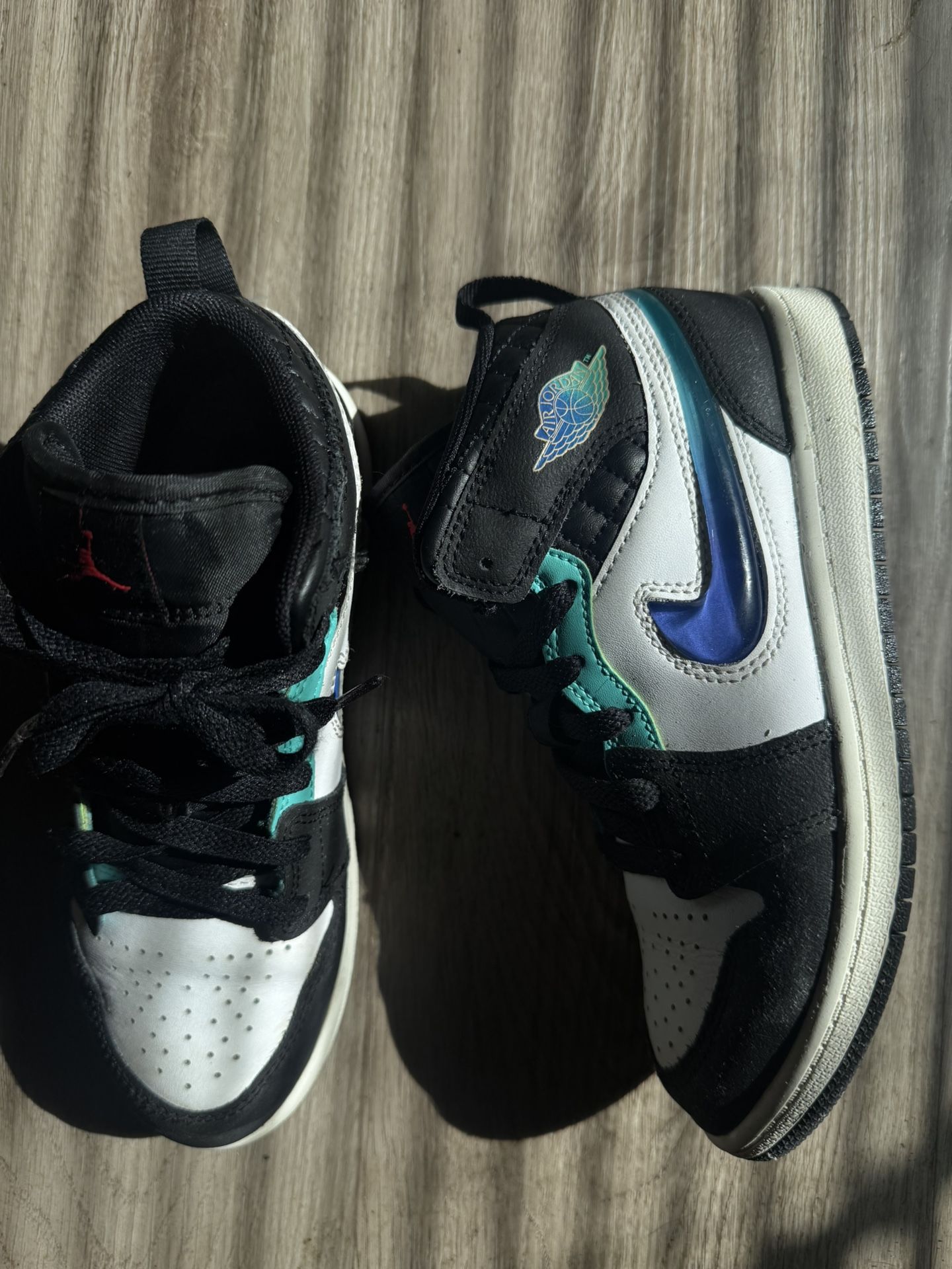 Air Jordan 1 Mid SE Formula 23