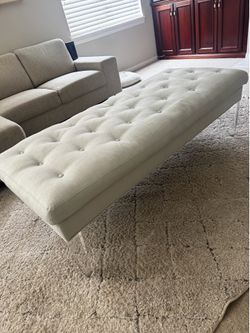Tufted Ottoman HD BUTTERCUP