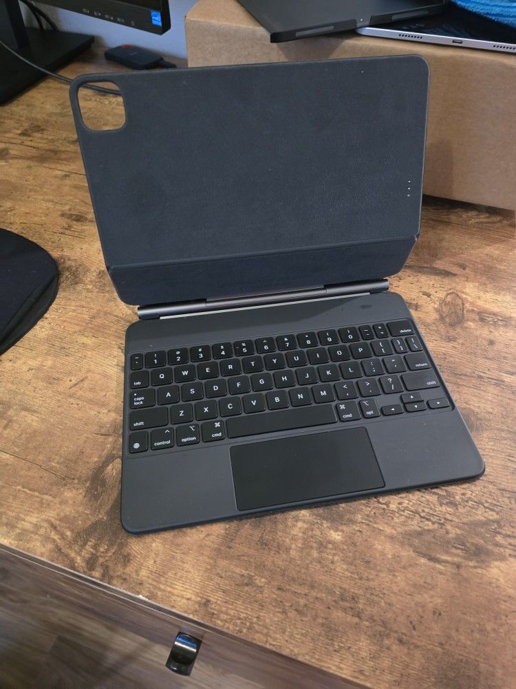 Keyboard, Case, and Pencil For IPad Pro