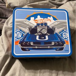 Hot wheels lunchbox