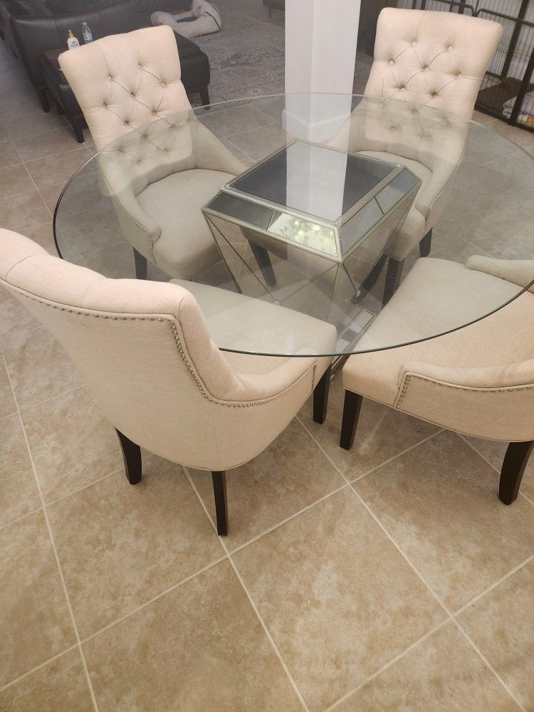 Dining Room Table and Four Chairs 