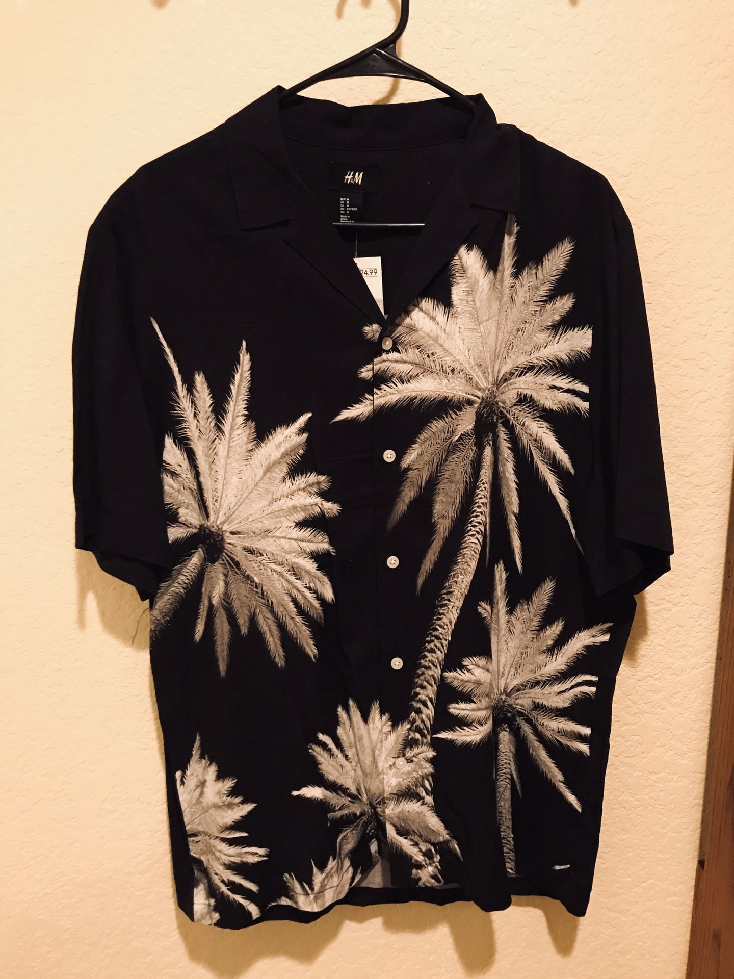 H&M Hawaiian Button Up Shirt