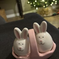 Easter Egg Bunny Salt And Pepper Shakers 
