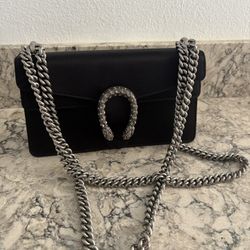 Gucci Authentic Clutch 