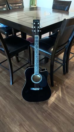 Black Guitar excellent condition