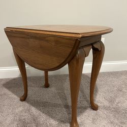 Drop Leaf End Table