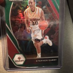 Stephen Curry Green Prizm Card