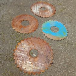 Large Saws/Yard Decor