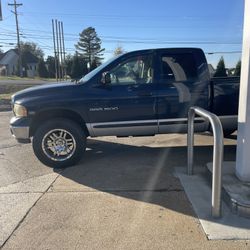 2003 Dodge Ram 1500 HEMI 