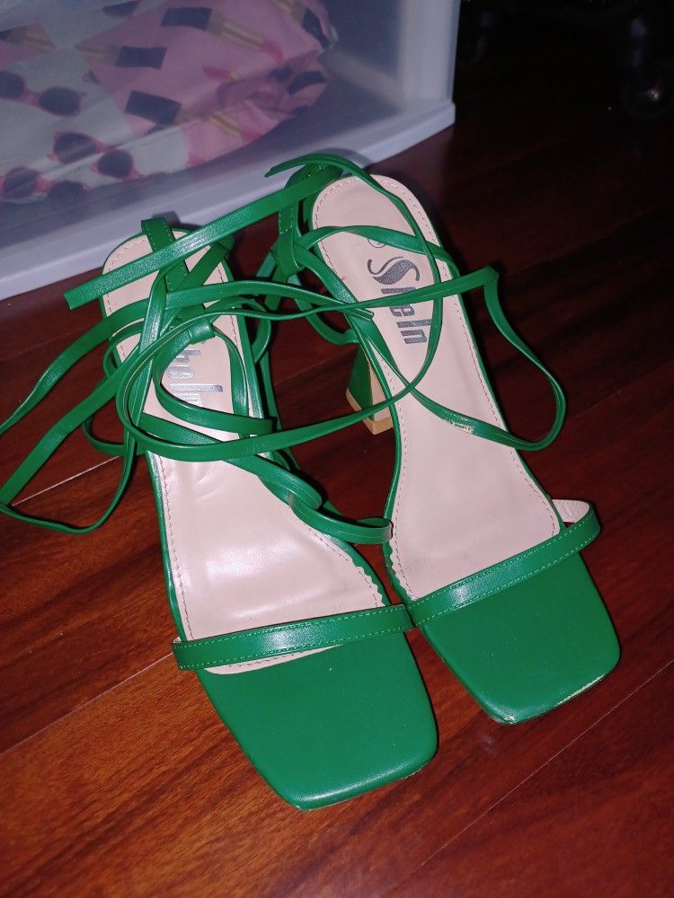 Brand New Sheln Heels