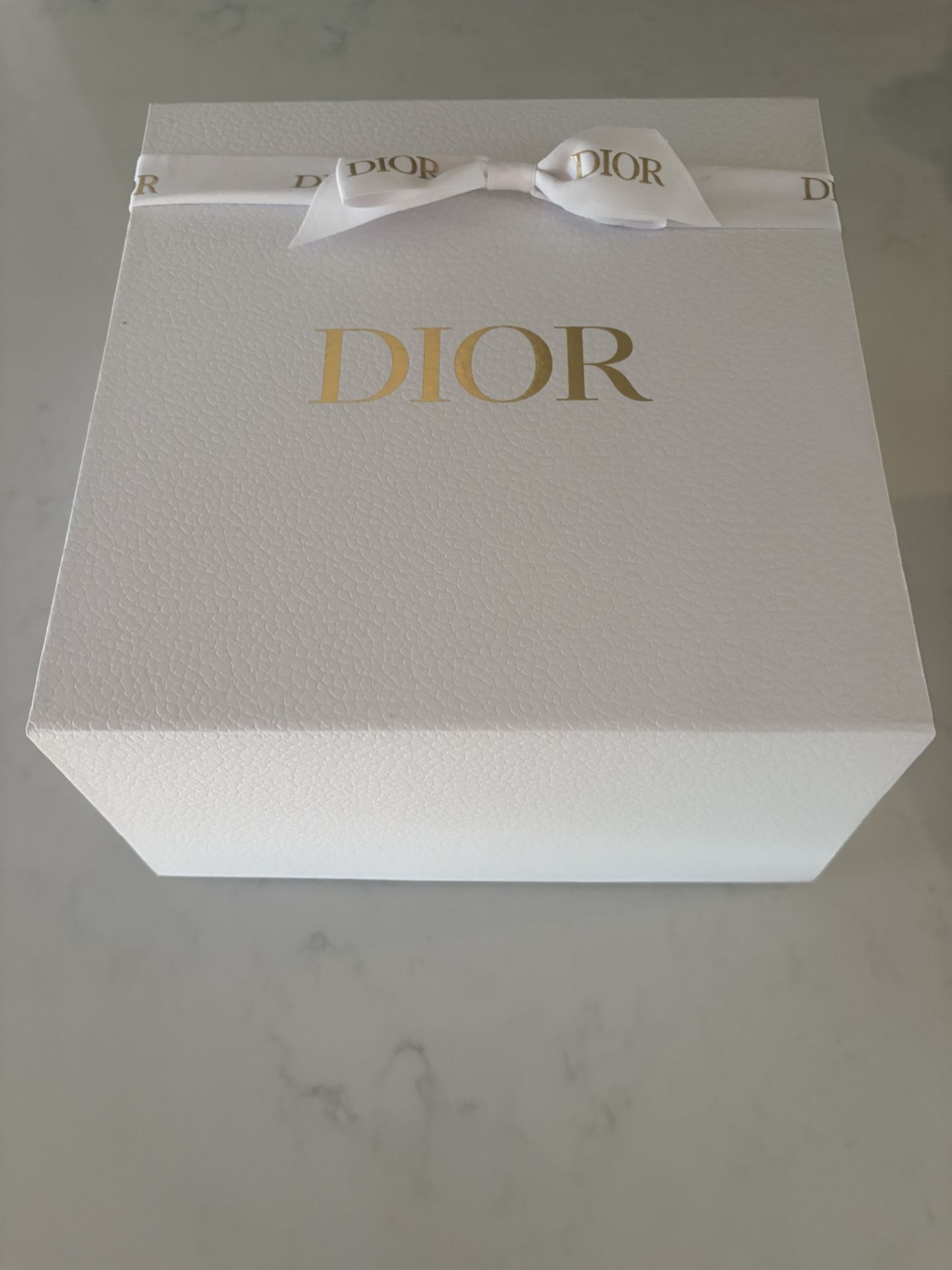Miss Dior Essence Perfume