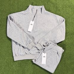 Mens Alo Quarter Zip Set Sizes S/M/L