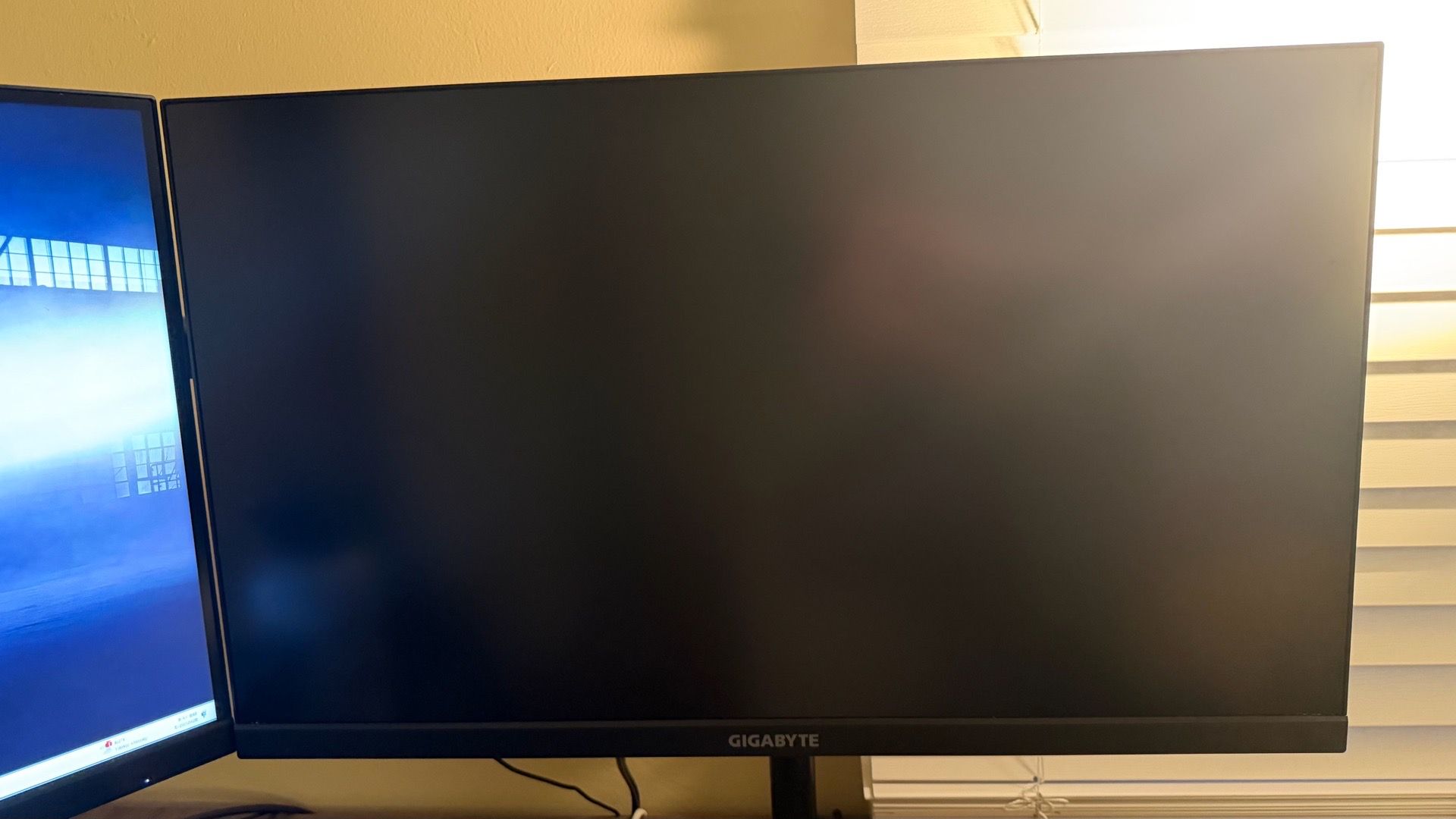 Gigabyte M27Q 1440p 170hz 0.5ms IPS Monitor