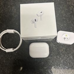 AirPods Pro 2 With Noise Cancellation 