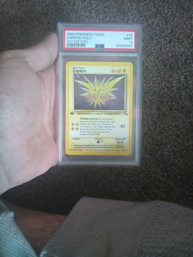 1999 Fossil Zapdos Holo 