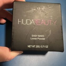 Huda beauty Loose Powder- Coffee Cake 