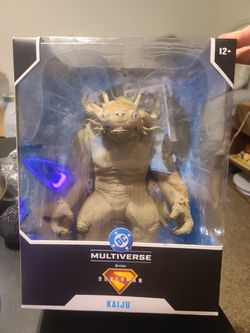 Mcfarlane superman Kaiju figure
