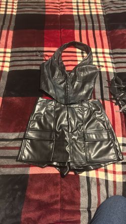 Short Falda Size Small Y Blusa De Piel Size Small $20