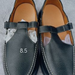 Women’s Shoes