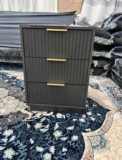Royalcraft 3-Drawer Nightstand Black Fluted