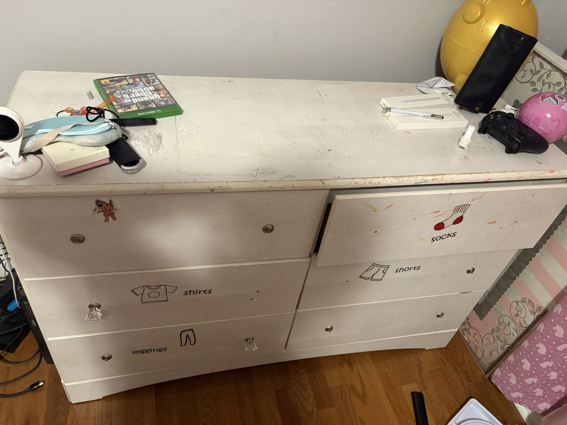 kids dresser