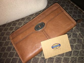Authentic fossil wallet brand new leather