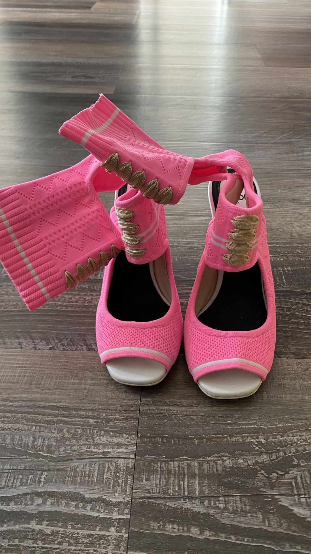 Fendi Pink Knit Open Toe Sandals 38.5