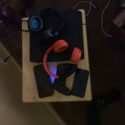 2 Phone 1 PS4 And Beats Headphones 