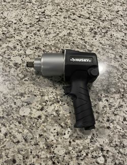 New Husky 1/2" Air Impact Wrench (H4440