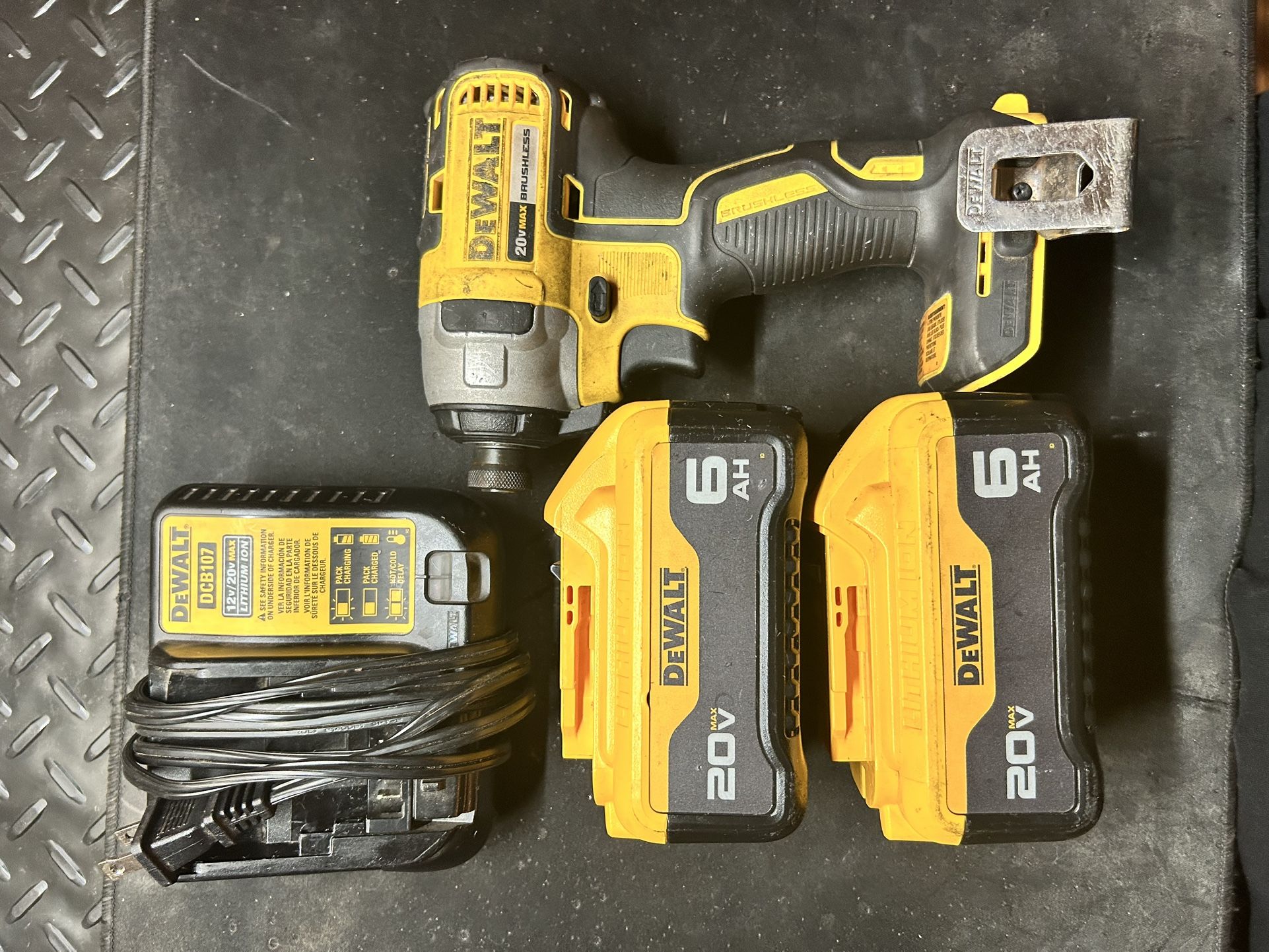 Dewalt Impact with batteries