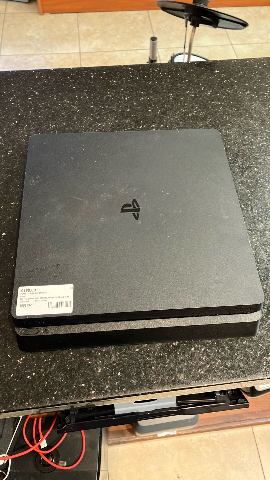 PS4 Slim #105289-1 MGC