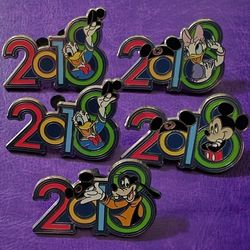 Mystery Disney Pins 2018 Set Of 5