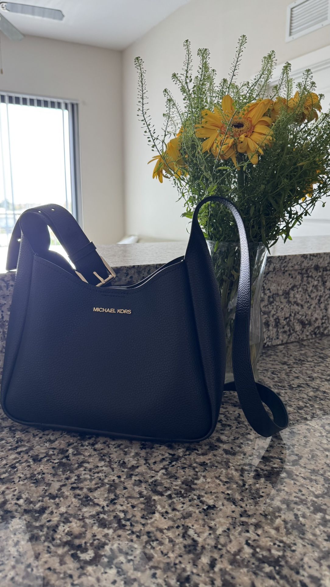 Michael Kors Birch Purse β Black