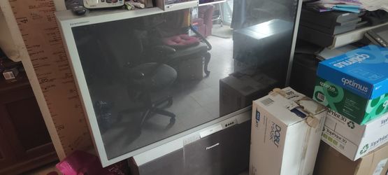 Panasonic CinemaVision TV