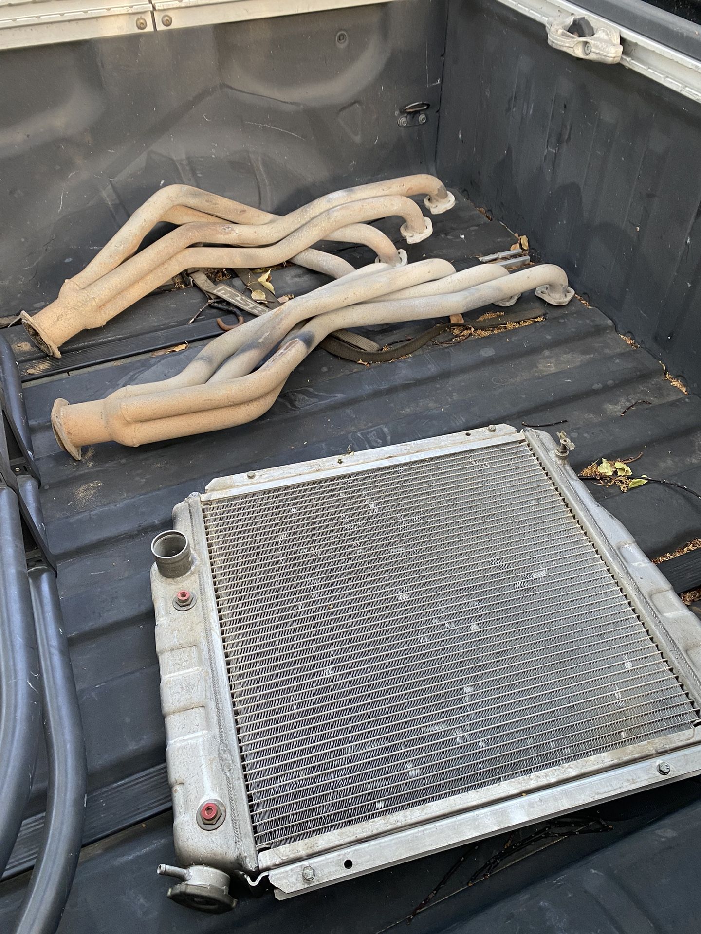 351w Headers & Aluminum Radiator 66-77 Bronco