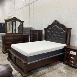 Queen Bedroom Set