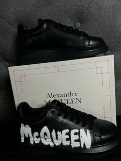 Alexander McQueen Graffiti