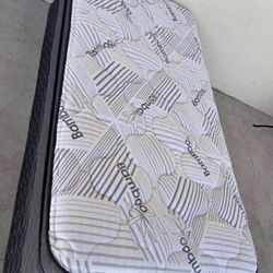 Set Twin Size White Bamboo With Box Spring 