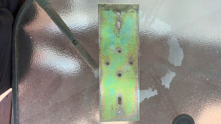 Zinc chromate plated steel plate