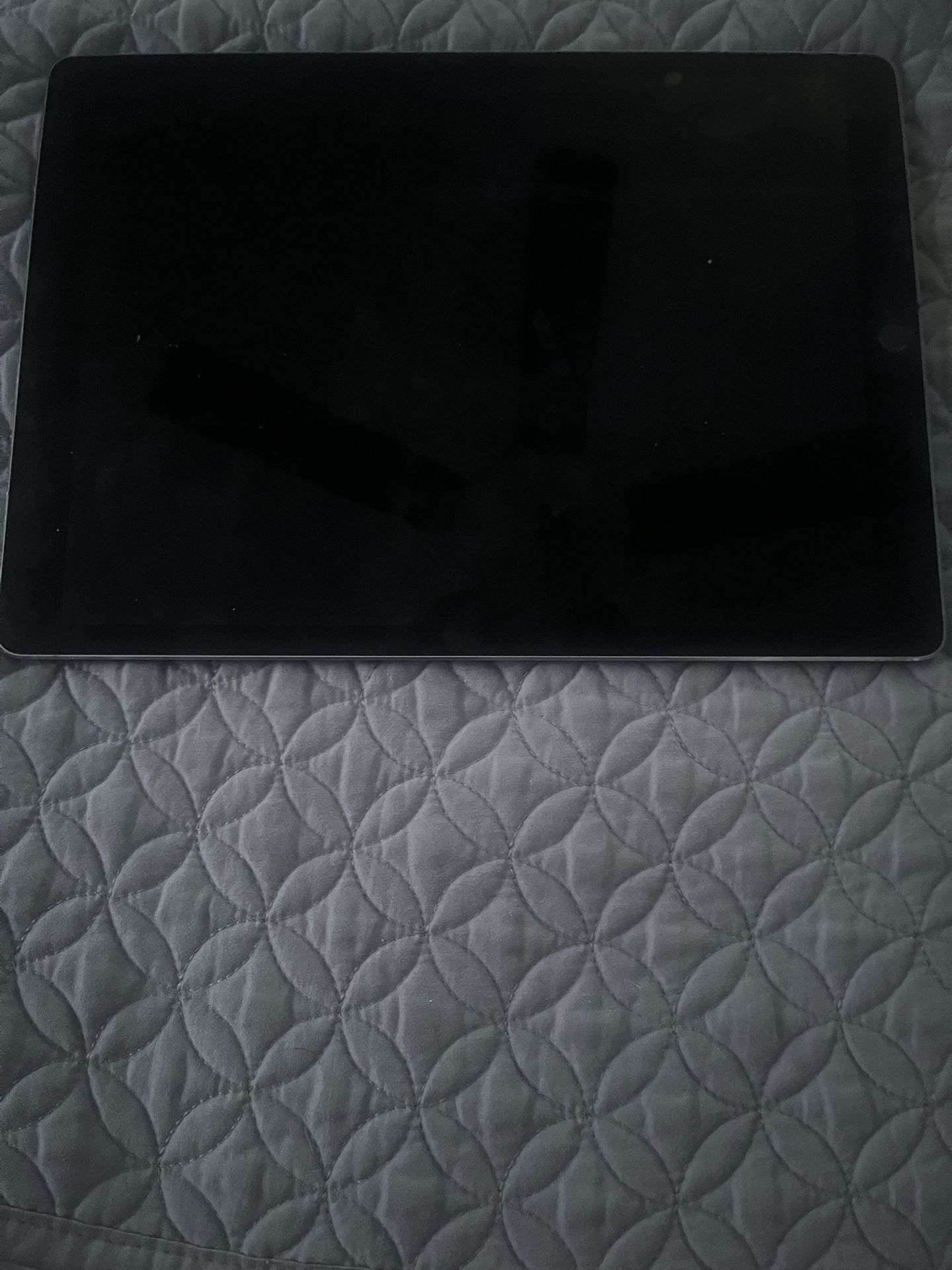 Ipad Pro (12.9-inch) (2nd Generation)