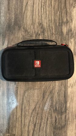 Nintendo Switch carrying case