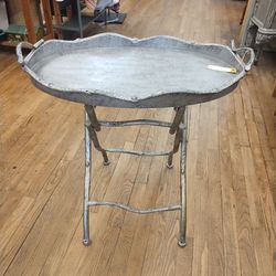 Metal oval folding tray table