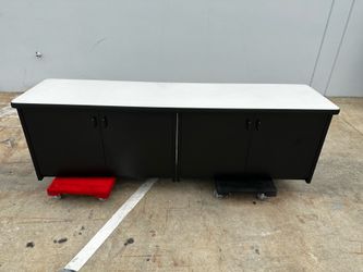 Storage credenza